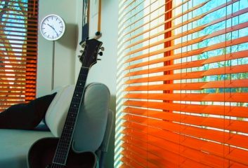 BAMBUSOVÉ A DŘEVĚNÉ ŽALUZIE