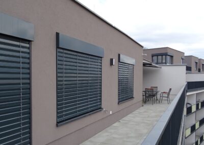 Venkovní žaluzie Praha - realizace Centrum stínění
